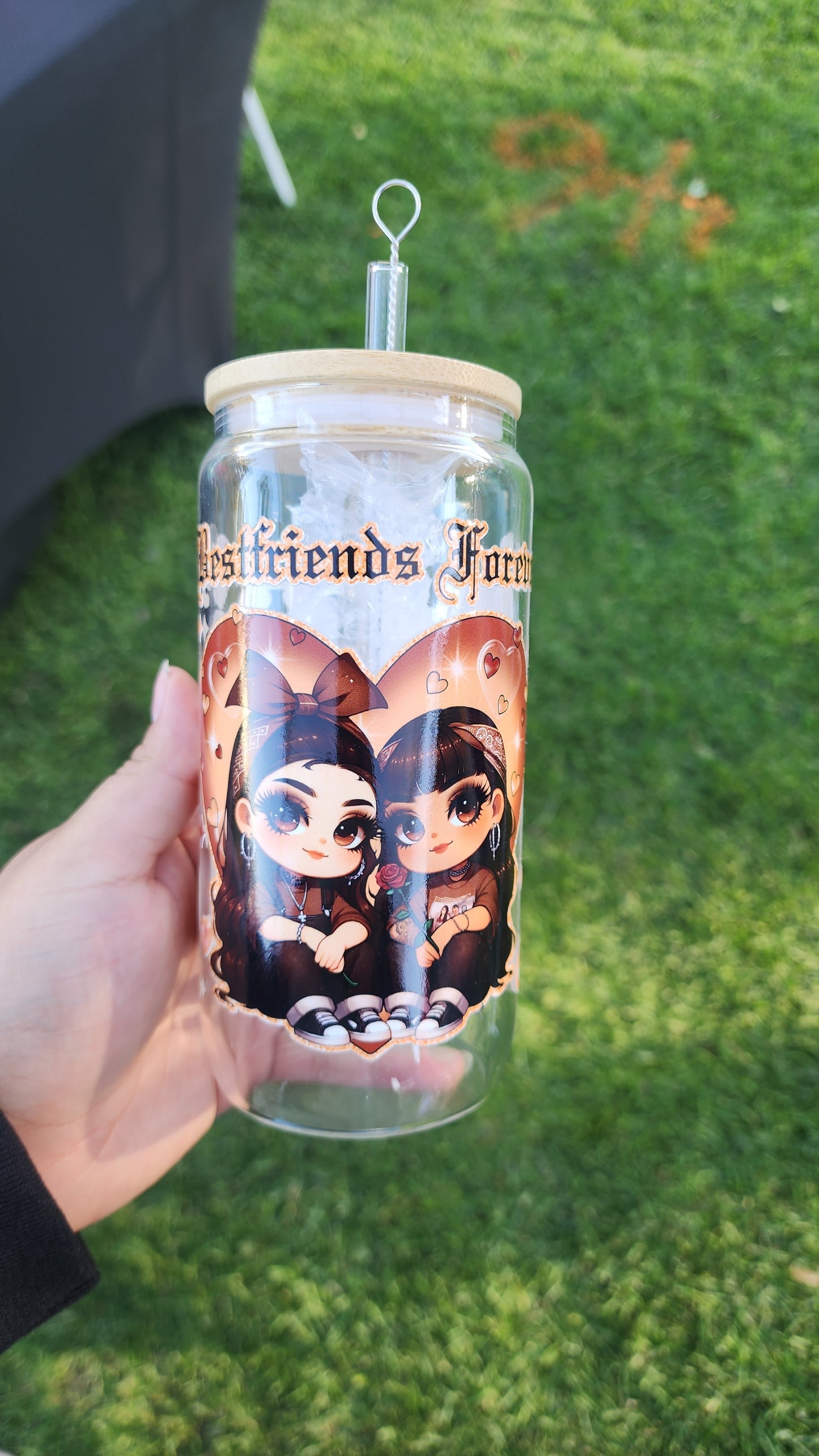 Best friends Glass can